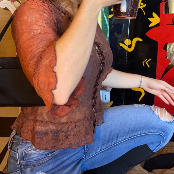 Brown lace mid sleeve top - Picture 3 of 6